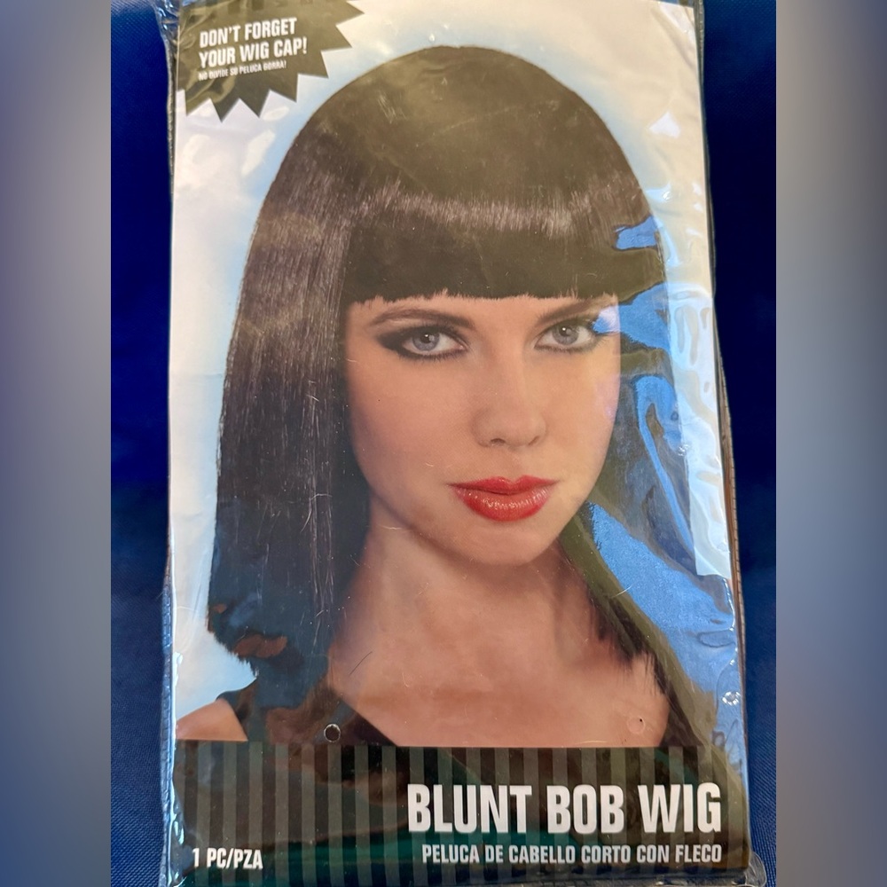 Sleek Black Blunt Bob Wig for Women